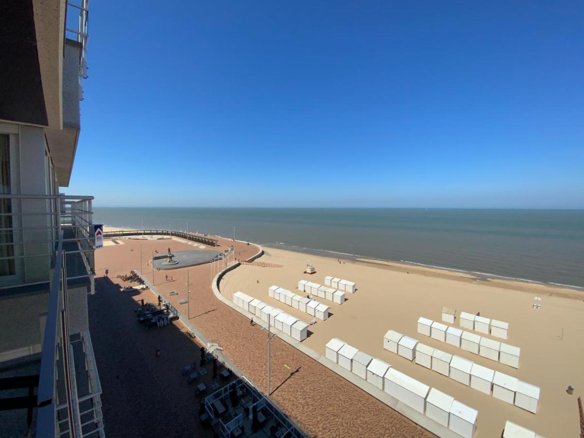 Genieten Van De Vlaamse Kust Met Prachtig Zeezicht De Haan Exterior photo